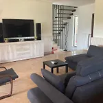 Ginevra Villa *