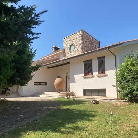 Ginevra Villa Bagnaia (Viterbo)